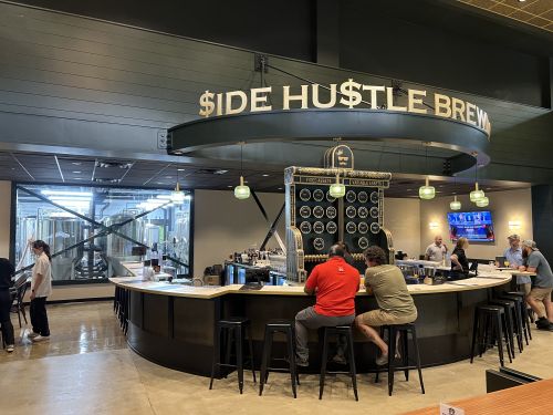 Side Hustle Bar3